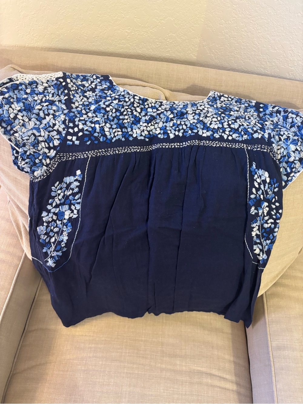 Roller Rabbit Embroidered Blouse small - Picture 2 of 14